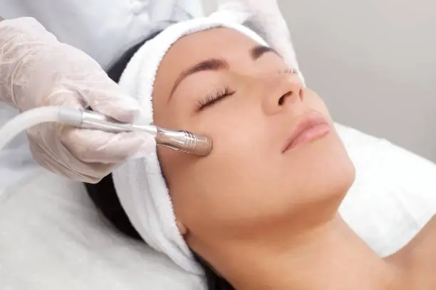 Diamond Microdermabrasion (75min)